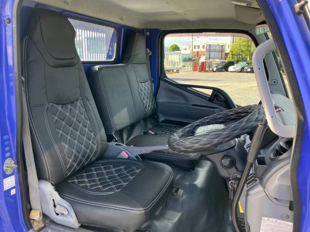 三菱ふそうキャンターダンプ小型（2t・3t）[写真34]