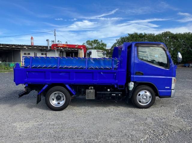 三菱ふそうキャンターダンプ小型（2t・3t）[写真06]