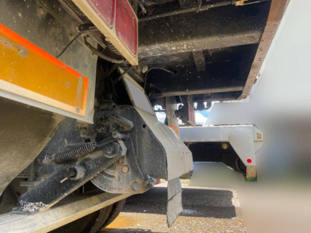 日野プロフィアダンプ大型（10t）[写真12]