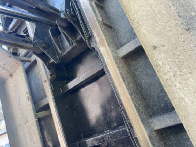 日野プロフィアダンプ大型（10t）[写真15]