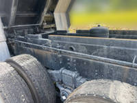 日野プロフィアダンプ大型（10t）[写真18]