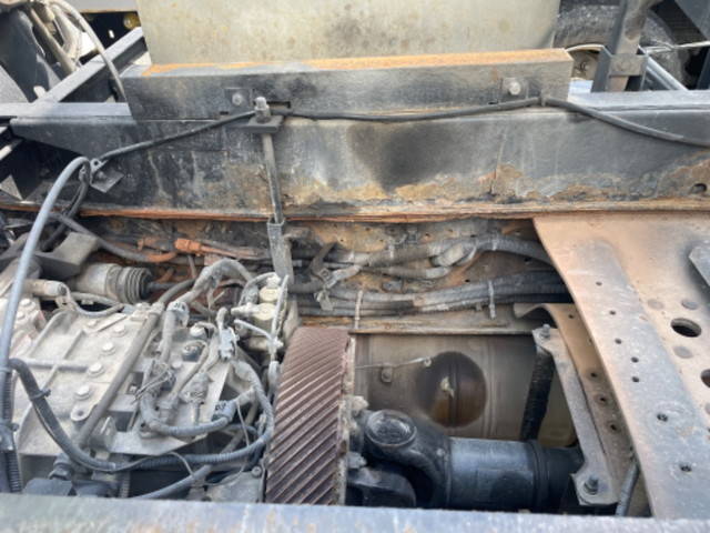 日野プロフィアダンプ大型（10t）[写真23]