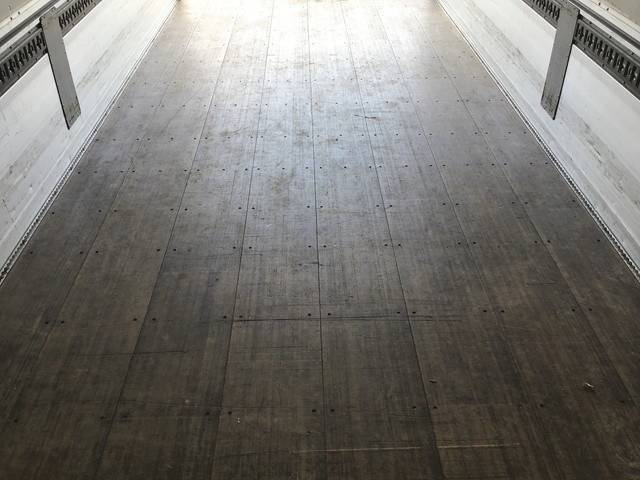 日野レンジャーアルミウイング中型（4t）[写真17]