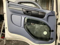 日野レンジャーアルミウイング中型（4t）[写真28]