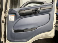 日野レンジャーアルミウイング中型（4t）[写真29]