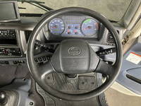 日野レンジャーアルミウイング中型（4t）[写真37]