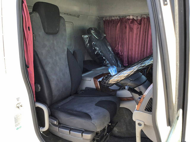 UDトラックスクオン冷凍車（冷蔵車）大型（10t）[写真31]