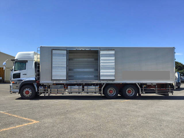 UDトラックスクオン冷凍車（冷蔵車）大型（10t）[写真06]