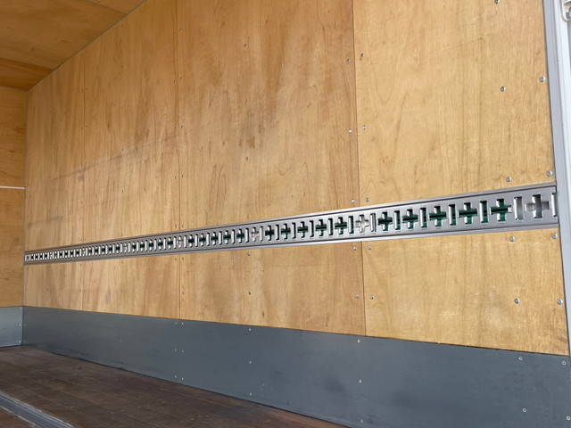 日野デュトロアルミバン小型（2t・3t）[写真14]