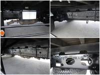 いすゞフォワード平ボディ中型（4t）[写真15]