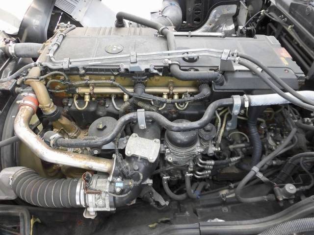 三菱ふそうスーパーグレートアルミウイング大型（10t）[写真18]