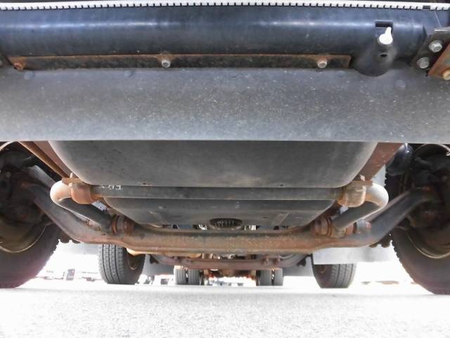 三菱ふそうスーパーグレートアルミウイング大型（10t）[写真20]