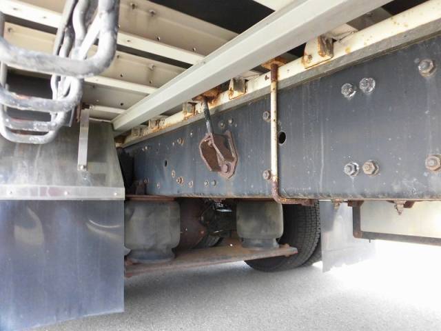 三菱ふそうスーパーグレートアルミウイング大型（10t）[写真09]