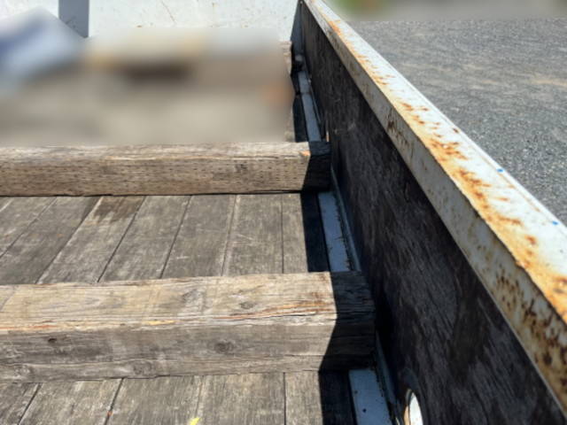 トヨタダイナクレーン3段小型（2t・3t）[写真10]