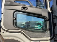 三菱ふそうスーパーグレートセーフティクレーン4段大型（10t）[写真30]