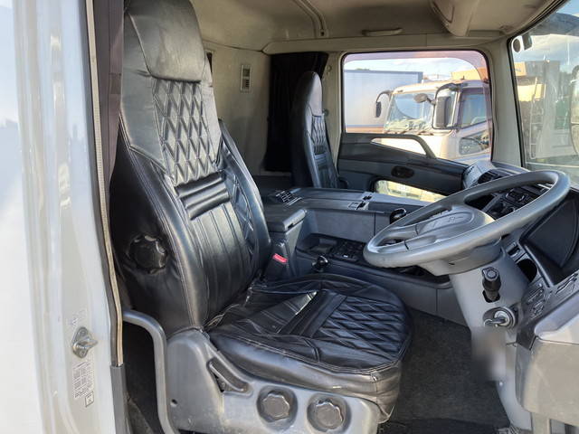 三菱ふそうスーパーグレートセーフティクレーン4段大型（10t）[写真33]