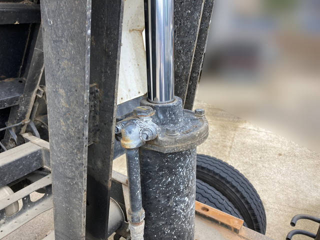 いすゞフォワードダンプ中型（4t）[写真18]