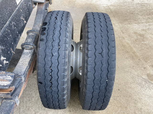 いすゞフォワードダンプ中型（4t）[写真25]