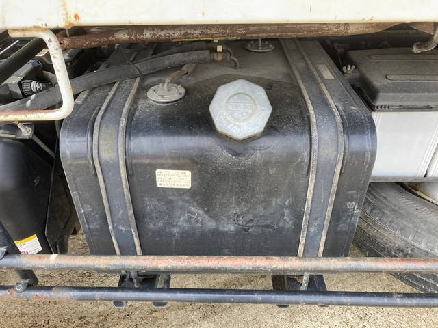 いすゞフォワードダンプ中型（4t）[写真27]