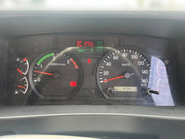 いすゞフォワードダンプ中型（4t）[写真36]