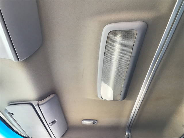 日野レンジャー冷蔵冷凍ウイング中型（4t）[写真29]