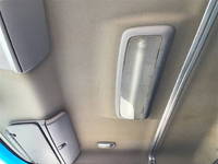 日野レンジャー冷蔵冷凍ウイング中型（4t）[写真29]