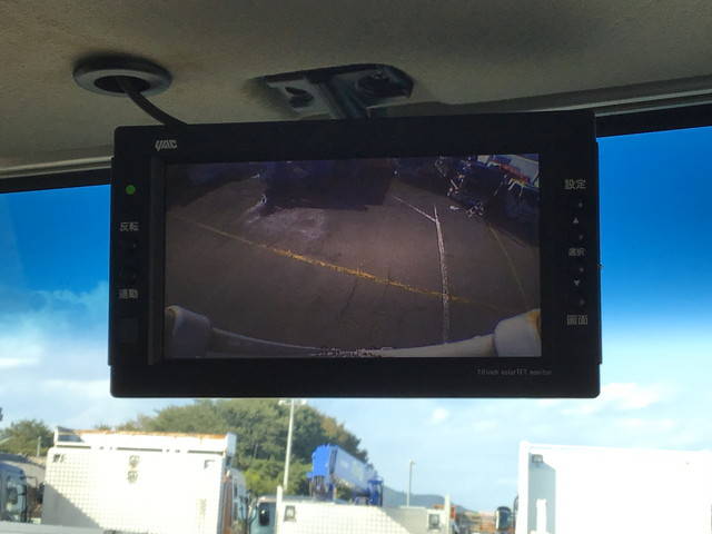 日野レンジャー冷蔵冷凍ウイング中型（4t）[写真38]