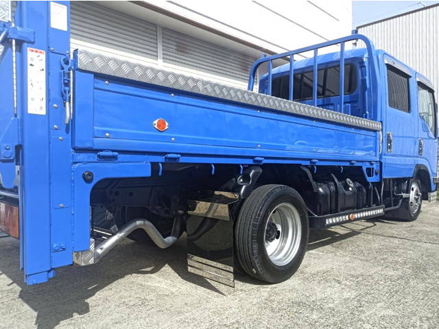 いすゞエルフダブルキャブ（Wキャブ）小型（2t・3t）[写真14]