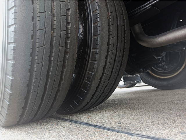 いすゞエルフダブルキャブ（Wキャブ）小型（2t・3t）[写真26]