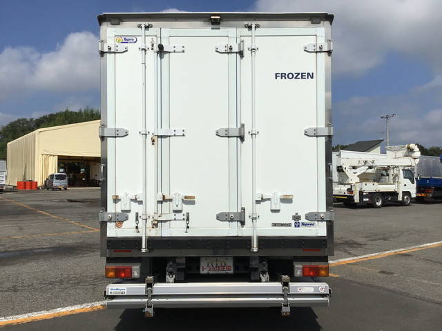 日野デュトロ冷凍車（冷蔵車）小型（2t・3t）[写真10]