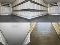 日野デュトロ冷凍車（冷蔵車）小型（2t・3t）[写真12]