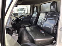 日野デュトロ冷凍車（冷蔵車）小型（2t・3t）[写真28]