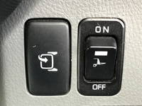 日野デュトロ冷凍車（冷蔵車）小型（2t・3t）[写真38]