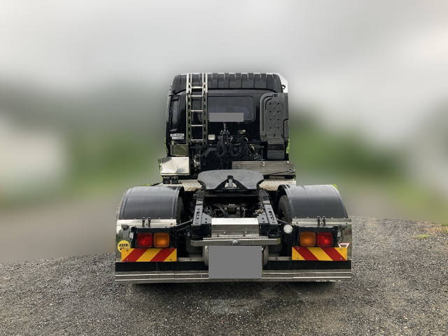 いすゞギガトレーラーヘッド（トラクターヘッド）大型（10t）[写真02]