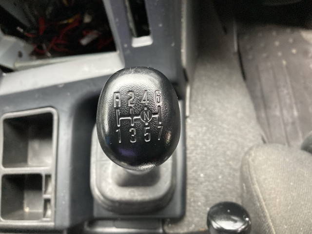 いすゞギガトレーラーヘッド（トラクターヘッド）大型（10t）[写真28]