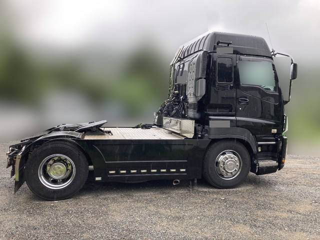 いすゞギガトレーラーヘッド（トラクターヘッド）大型（10t）[写真04]