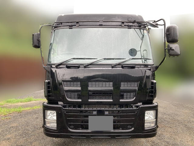 いすゞギガトレーラーヘッド（トラクターヘッド）大型（10t）[写真05]