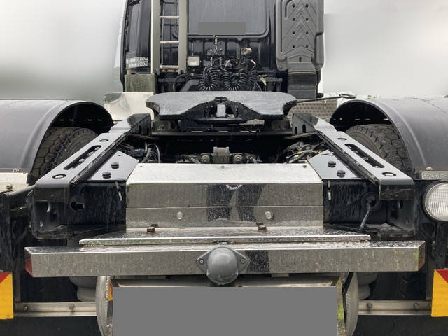 いすゞギガトレーラーヘッド（トラクターヘッド）大型（10t）[写真06]