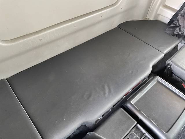 日野プロフィアアルミウイング大型（10t）[写真31]