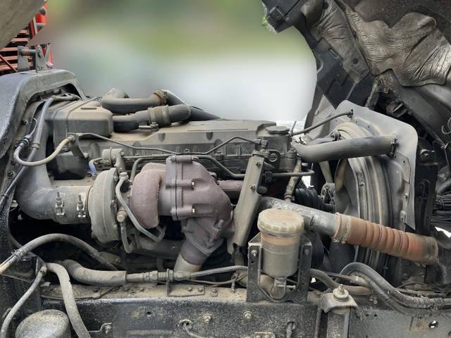 いすゞフォワードセルフクレーン3段増トン（6t・8t）[写真25]