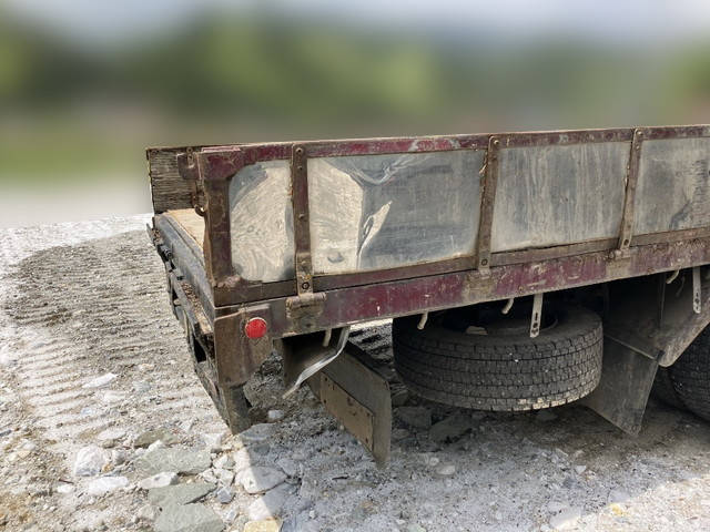 いすゞフォワードセルフクレーン3段増トン（6t・8t）[写真03]