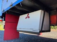 三菱ふそうファイター幌ウイング中型（4t）[写真26]