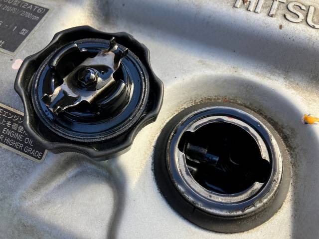 三菱ふそうファイター幌ウイング中型（4t）[写真31]