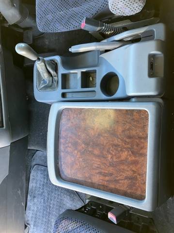 三菱ふそうファイター幌ウイング中型（4t）[写真39]