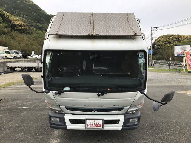 三菱ふそうキャンター平ボディ小型（2t・3t）[写真10]