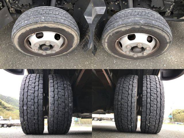 三菱ふそうキャンター平ボディ小型（2t・3t）[写真17]