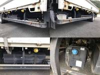 三菱ふそうキャンター平ボディ小型（2t・3t）[写真18]