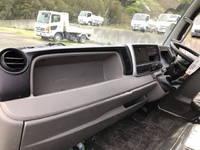 三菱ふそうキャンター平ボディ小型（2t・3t）[写真26]