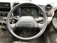 三菱ふそうキャンター平ボディ小型（2t・3t）[写真29]