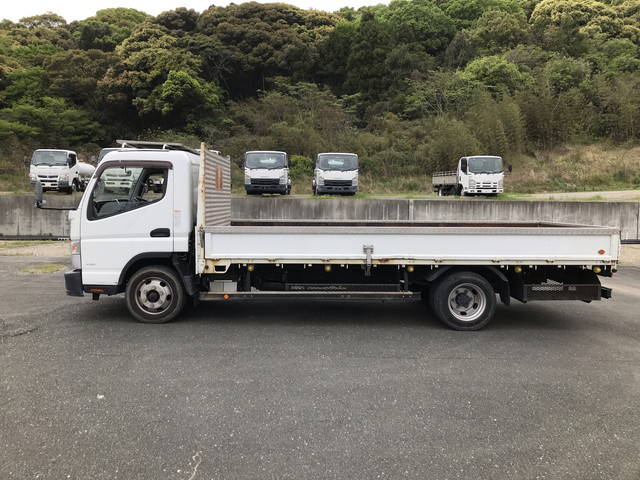 三菱ふそうキャンター平ボディ小型（2t・3t）[写真05]